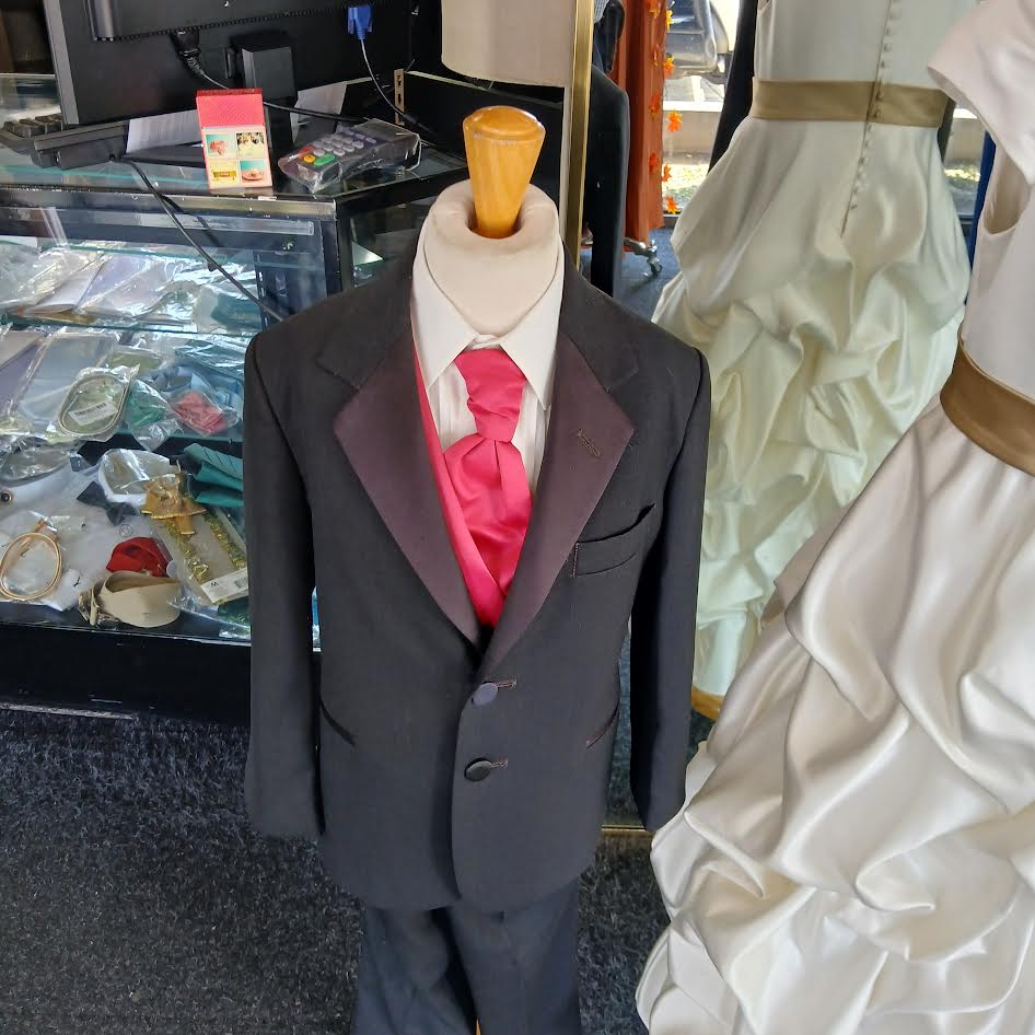 Tuxedos y trajes para niños