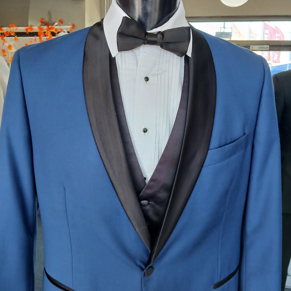 Tuxedos y trajes para caballeros